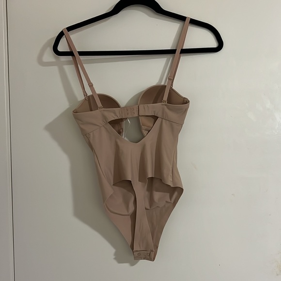 Deep Plunge Shapewear Bodysuit in Clay - Picture 6 of 6